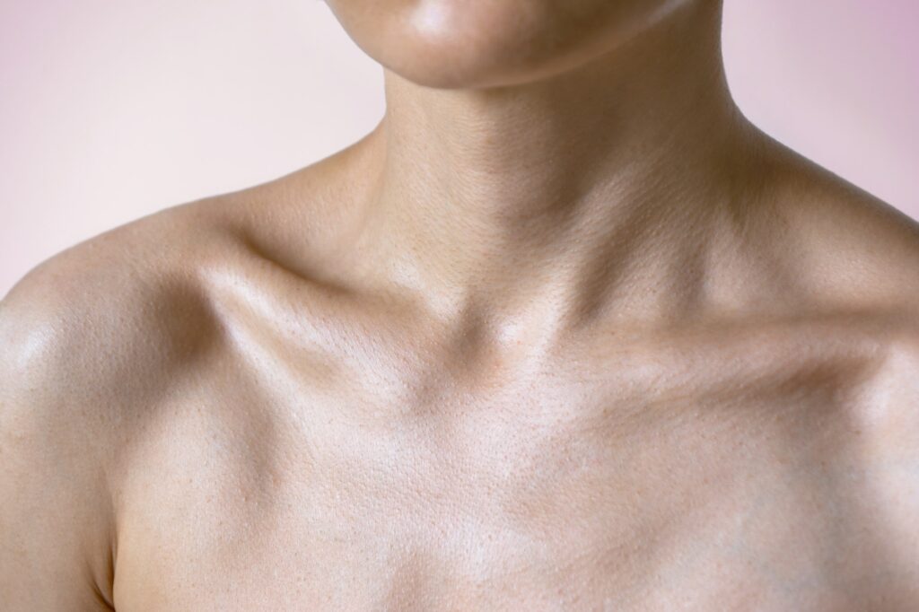 Woman clavicles and neck.